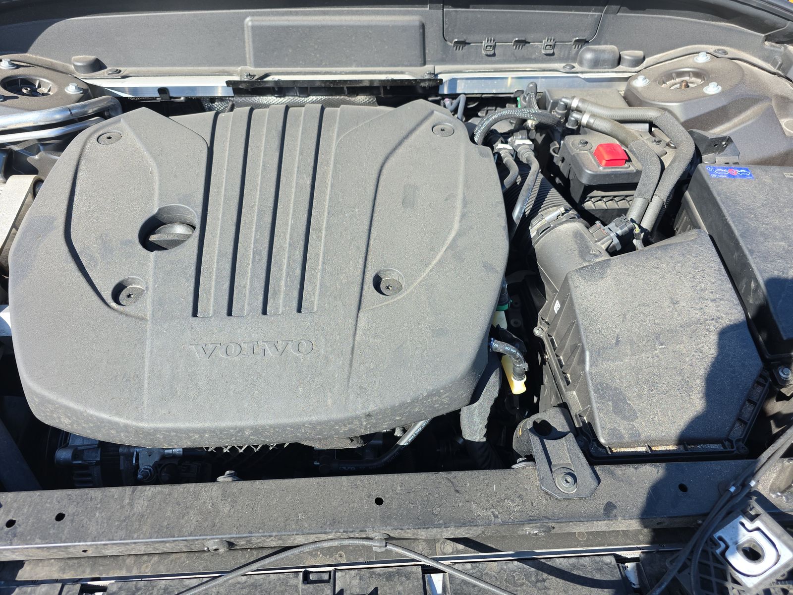 2022 Volvo XC60 B5 Inscription FWD