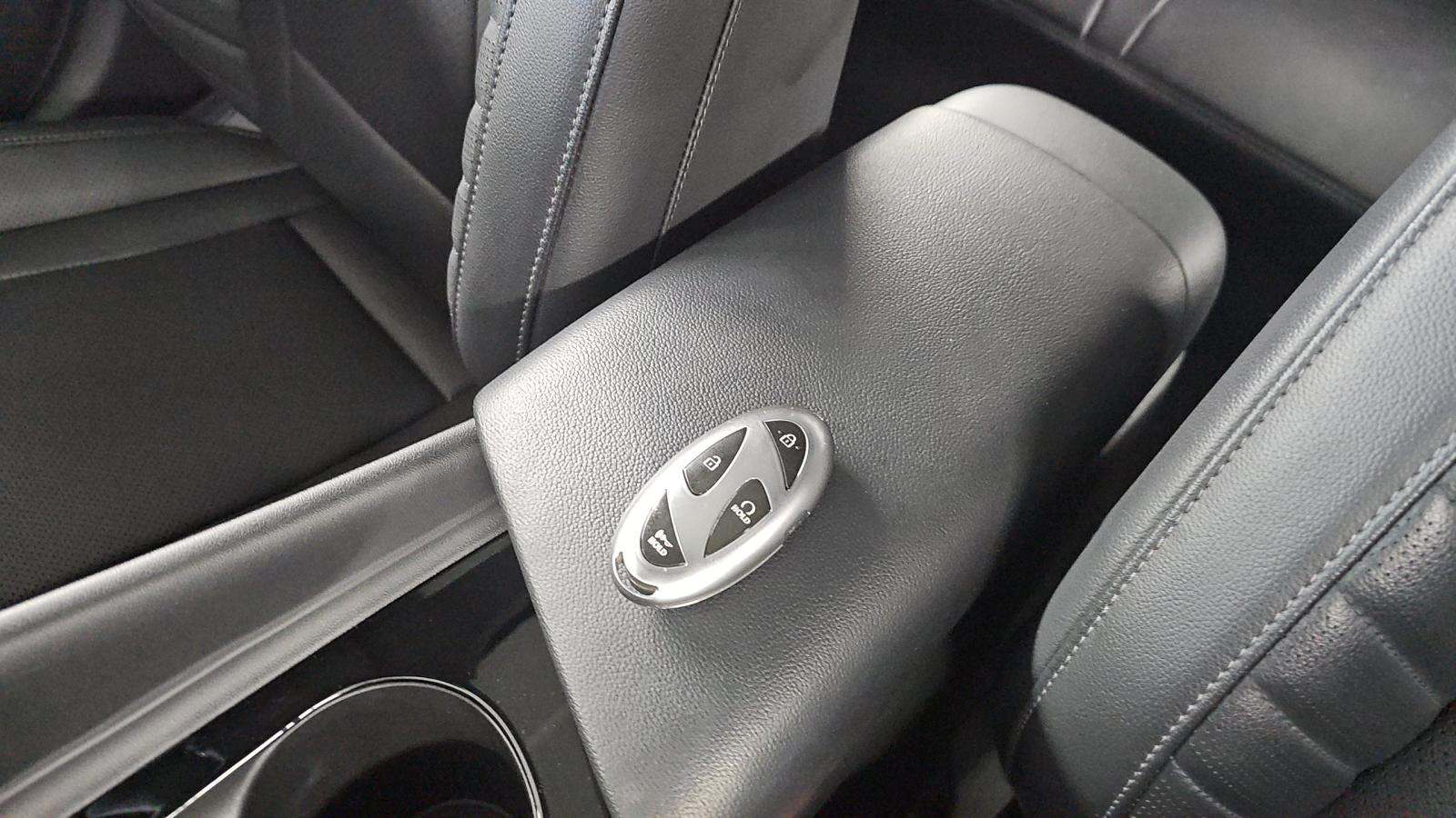 2024 Hyundai Elantra Limited FWD