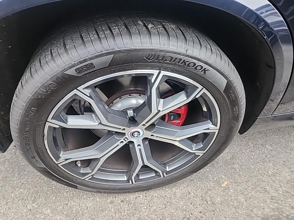 2023 BMW X5 M50i AWD