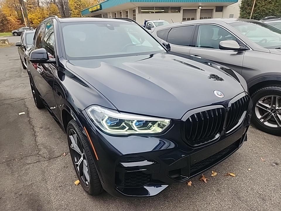 2023 BMW X5 M50i AWD
