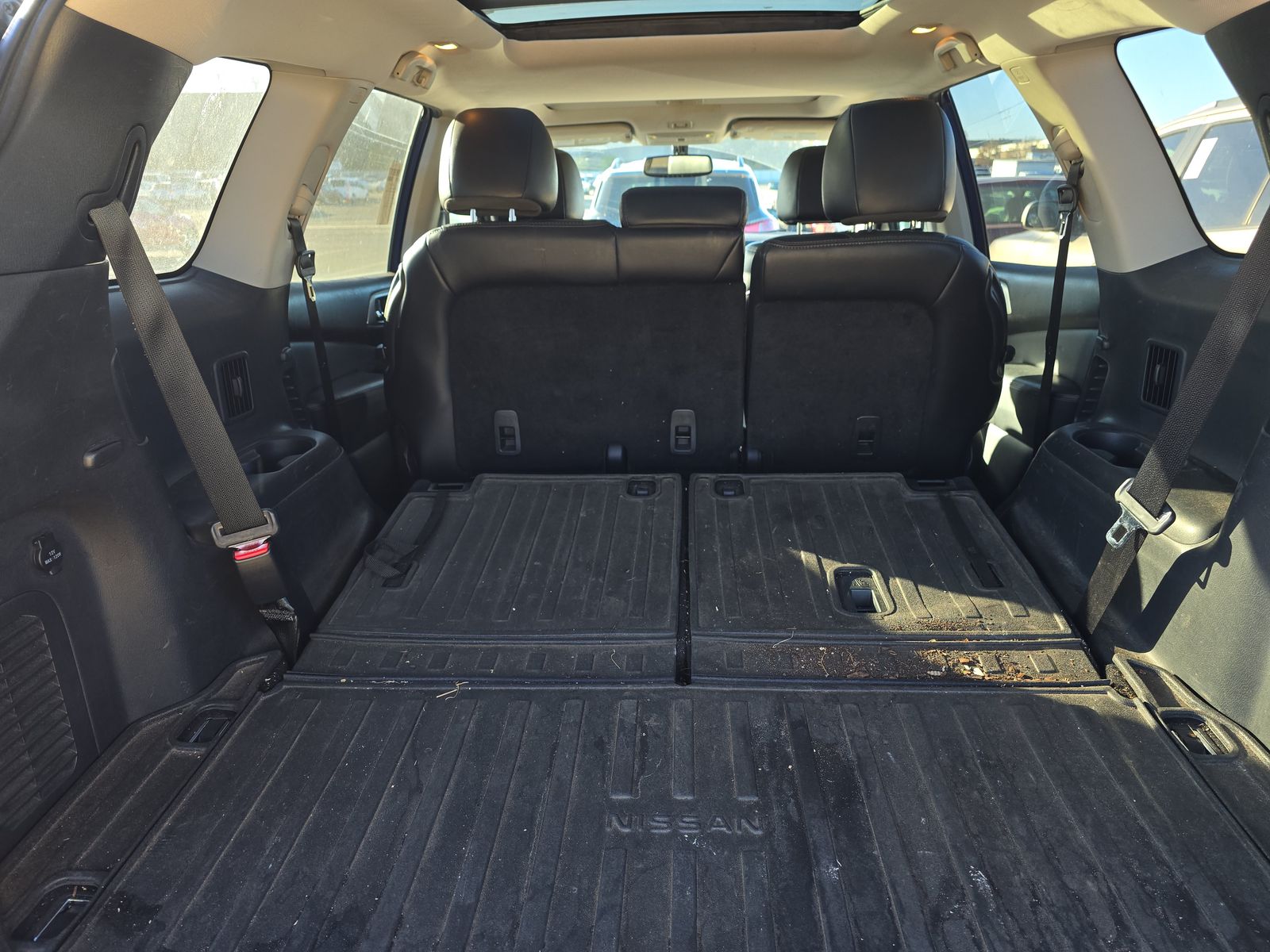 2017 Nissan Pathfinder Platinum AWD