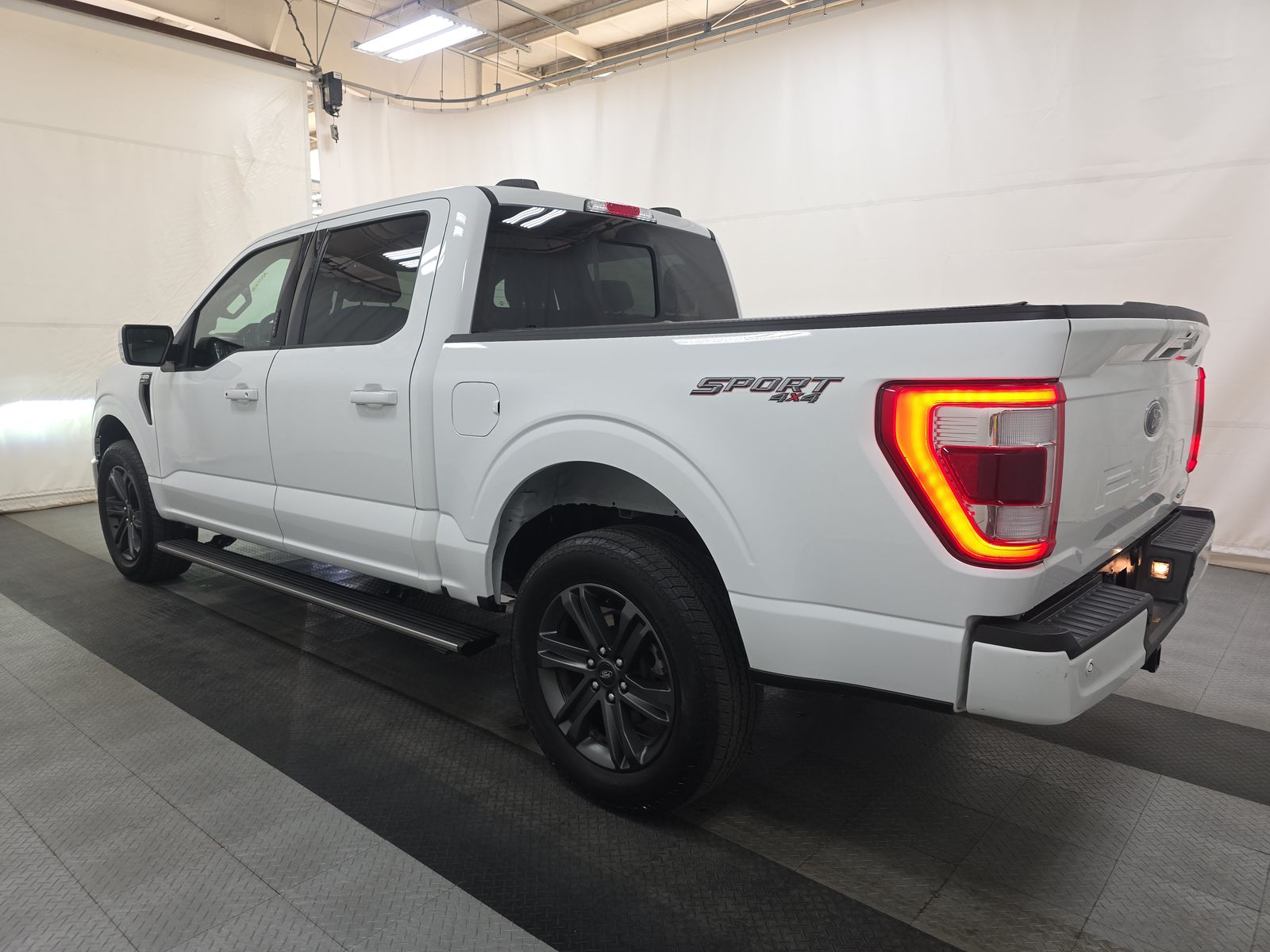 2023 Ford F-150 Lariat AWD