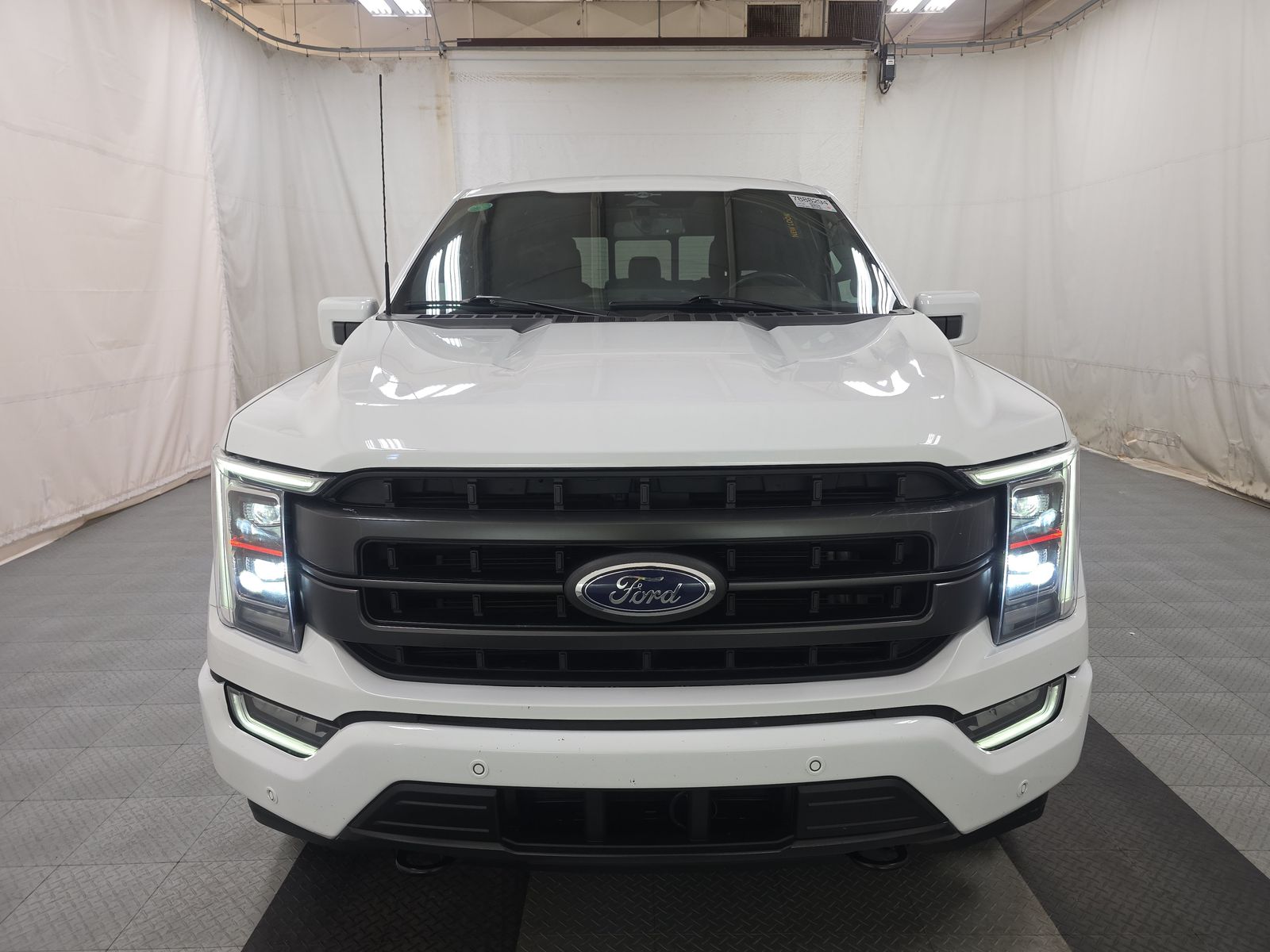 2023 Ford F-150 Lariat AWD
