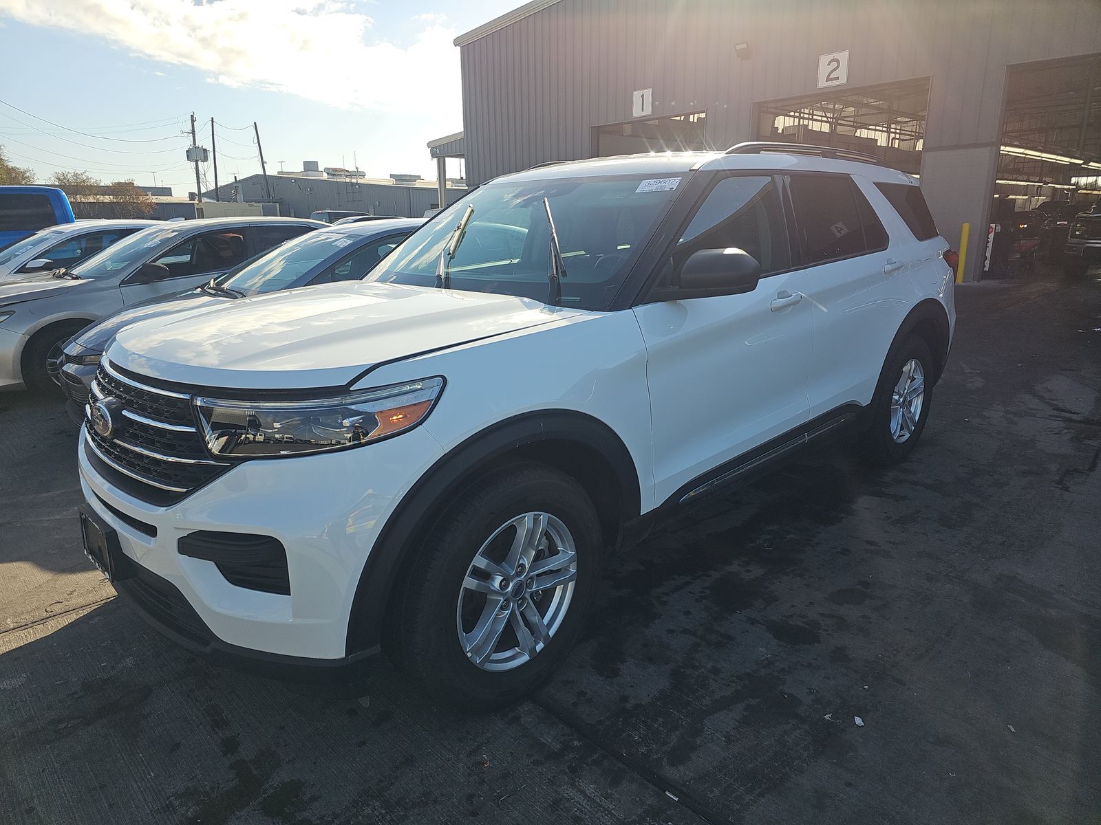 2022 Ford Explorer XLT RWD