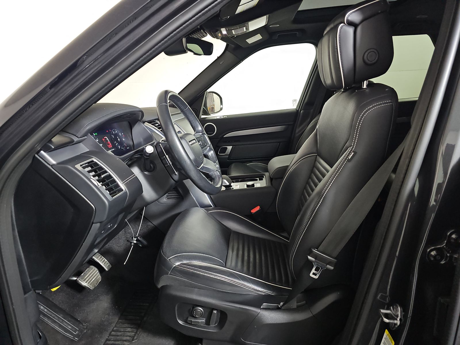 2022 Land Rover Discovery HSE R-Dynamic AWD