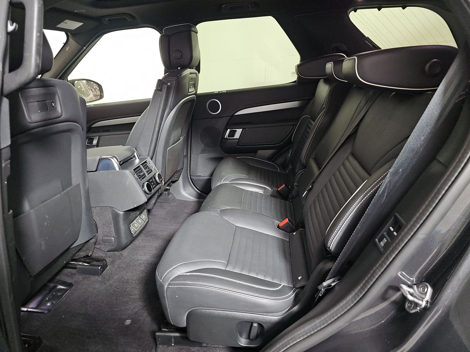 2022 Land Rover Discovery HSE R-Dynamic AWD