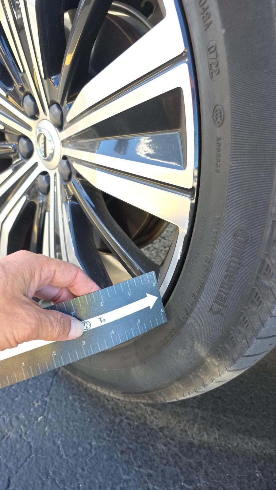 2022 Volvo XC60 B5 Inscription FWD