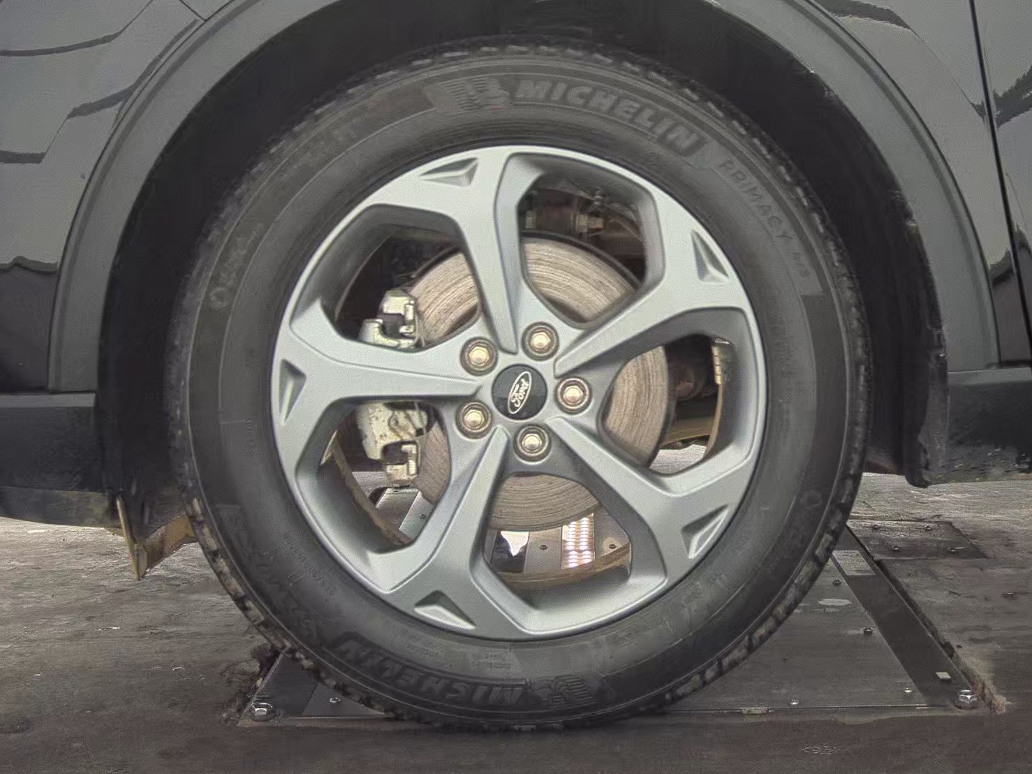 2025 Ford Escape Hybrid ST-Line FWD