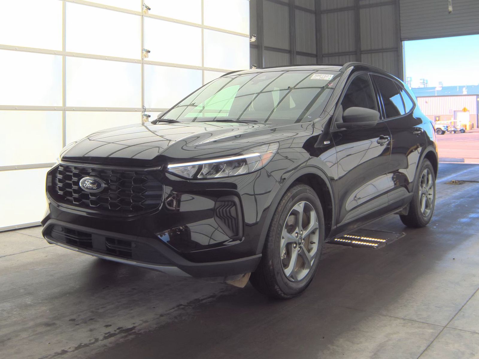 2025 Ford Escape Hybrid ST-Line FWD