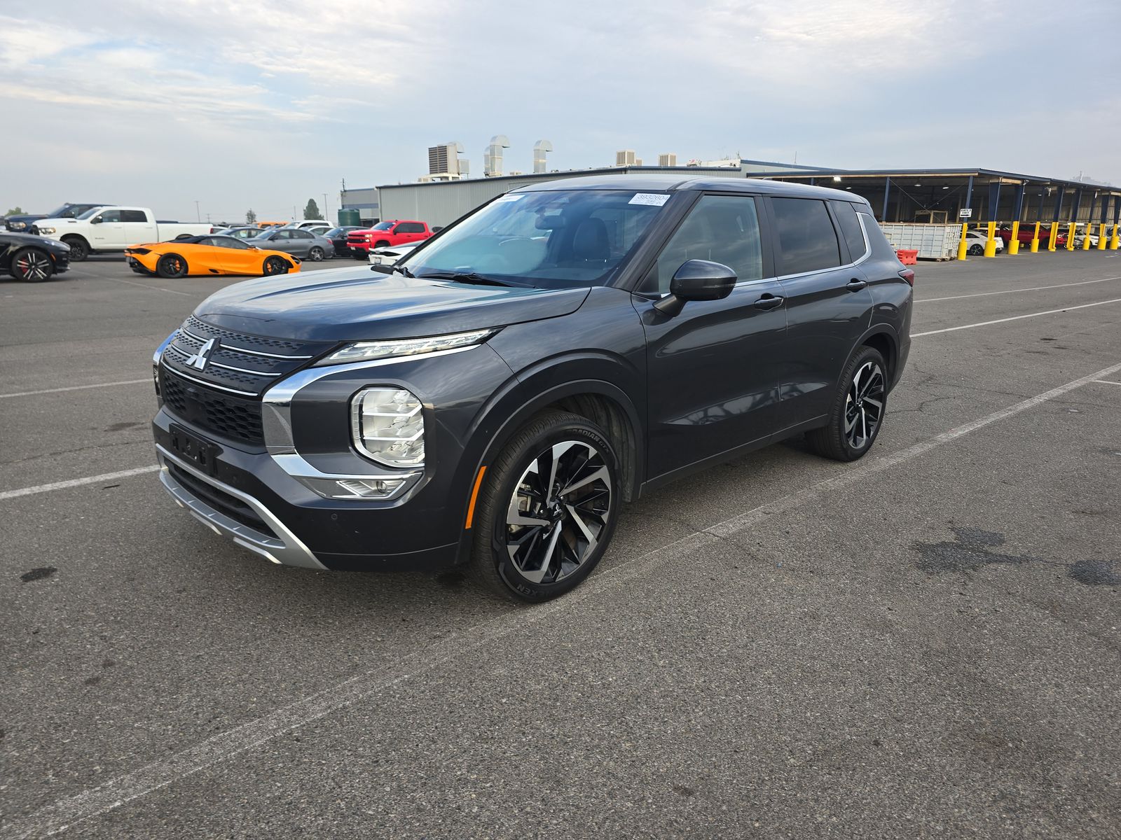 2024 Mitsubishi Outlander SE FWD