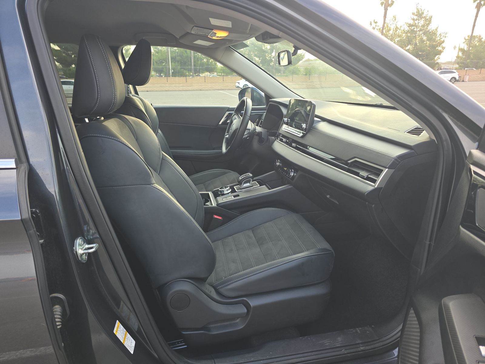 2024 Mitsubishi Outlander SE FWD