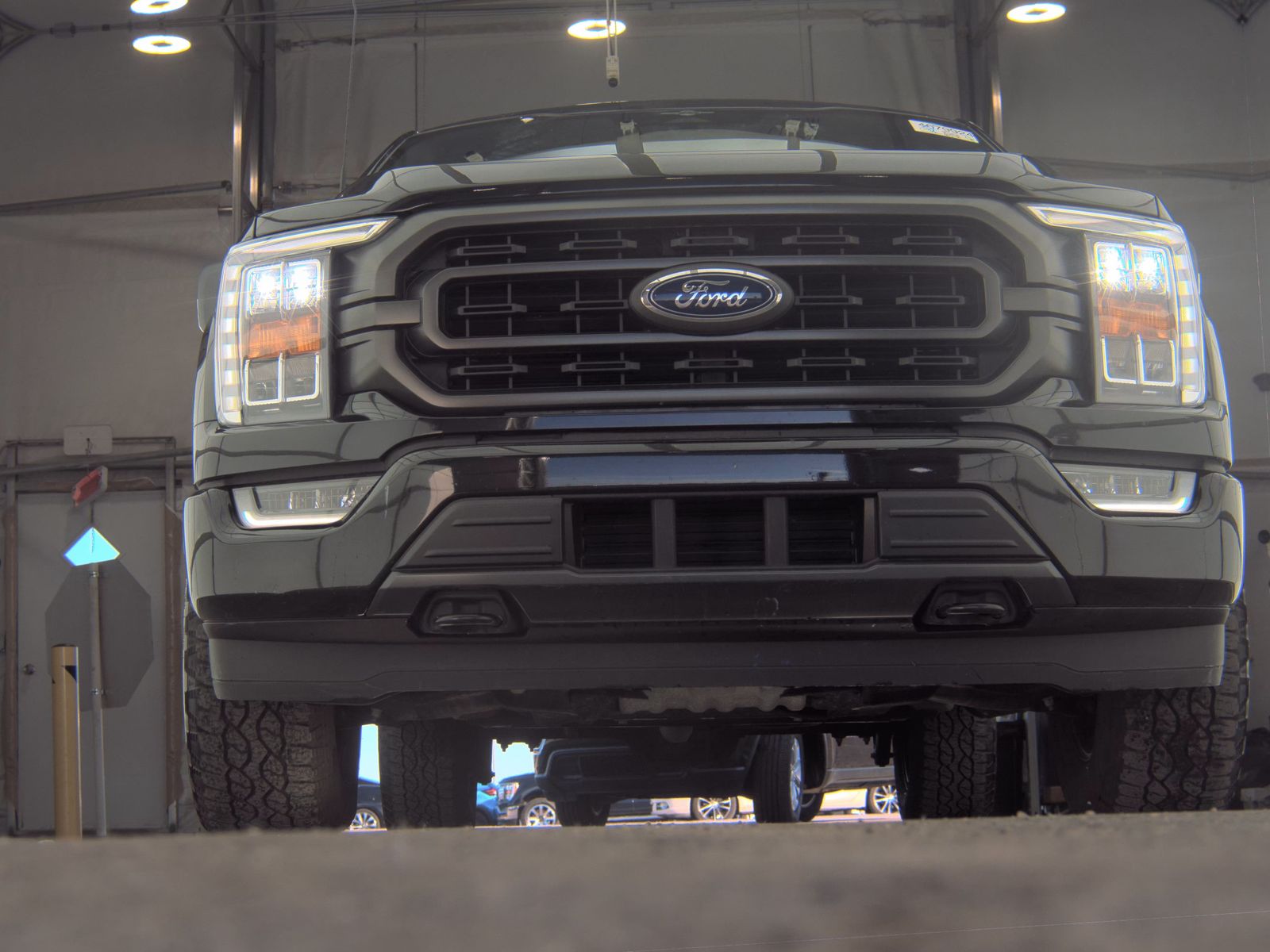 2023 Ford F-150 XLT AWD