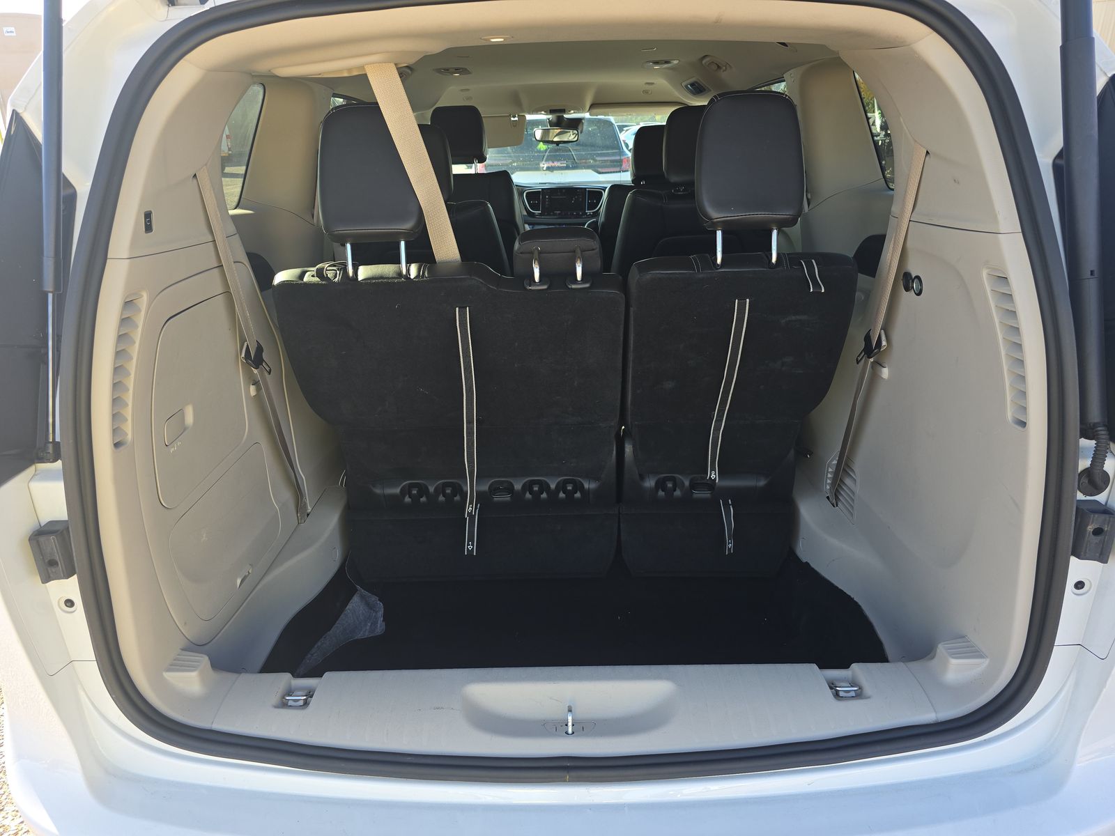 2024 Chrysler Pacifica Hybrid Select FWD