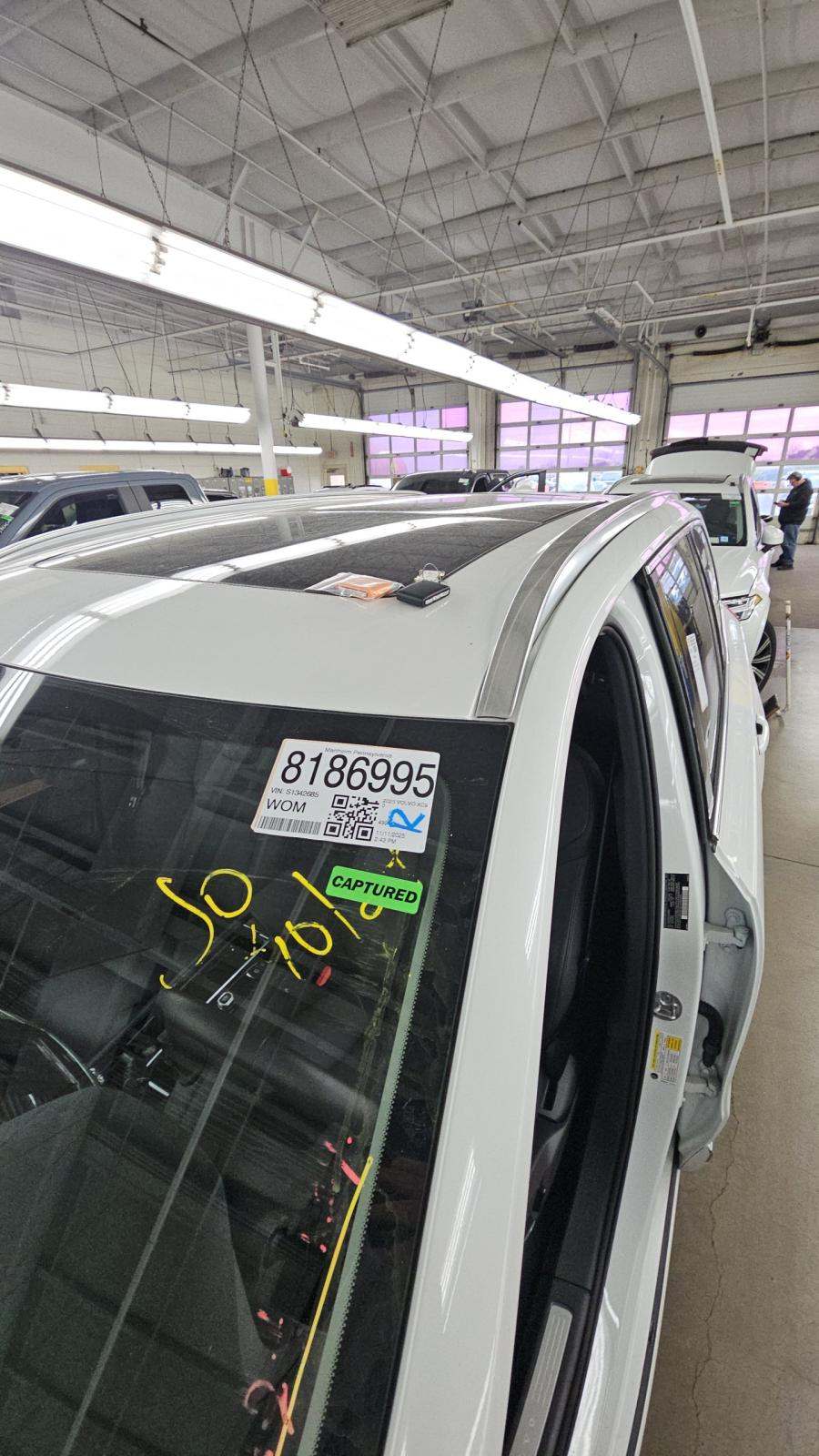 2025 Volvo XC90 B6 Plus AWD