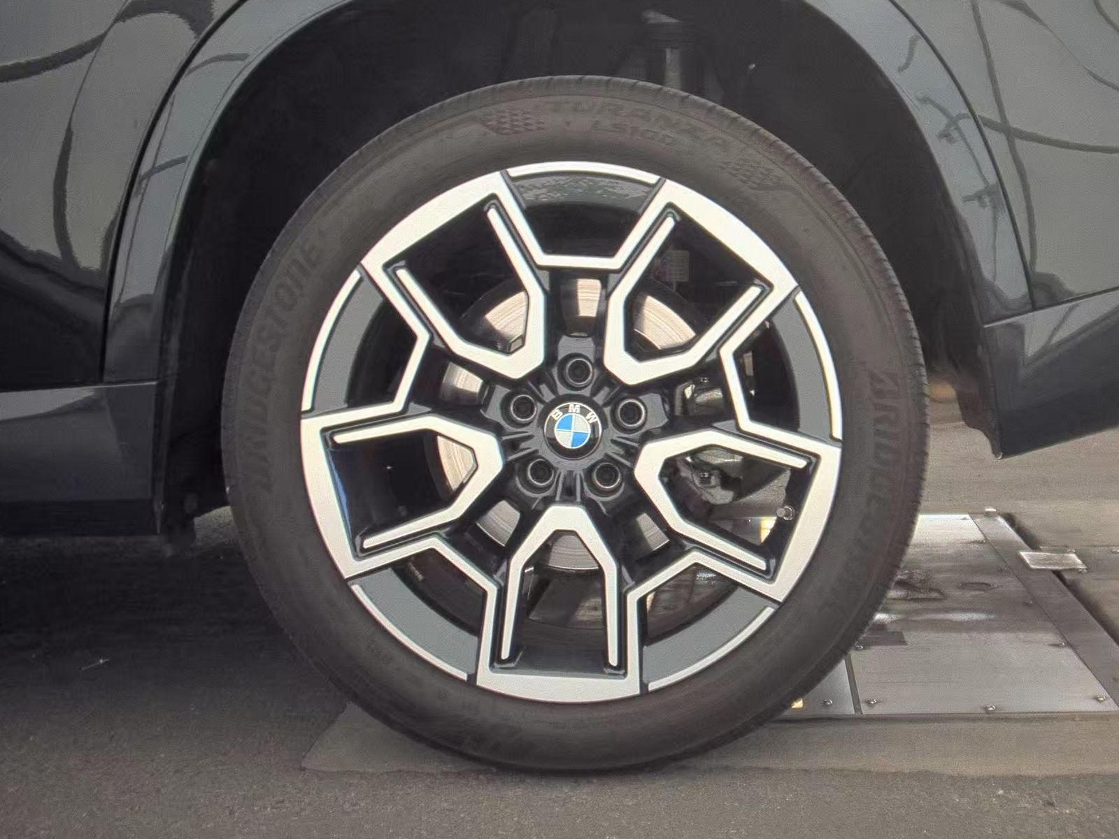 2025 BMW X1 xDrive28i AWD