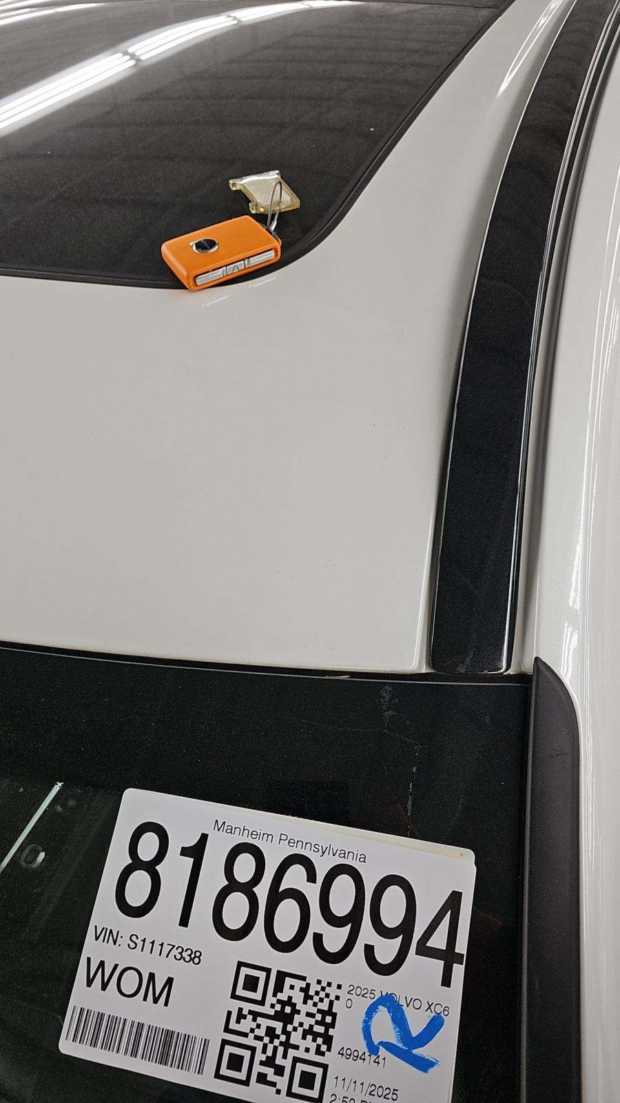 2025 Volvo XC60 B5 Plus AWD