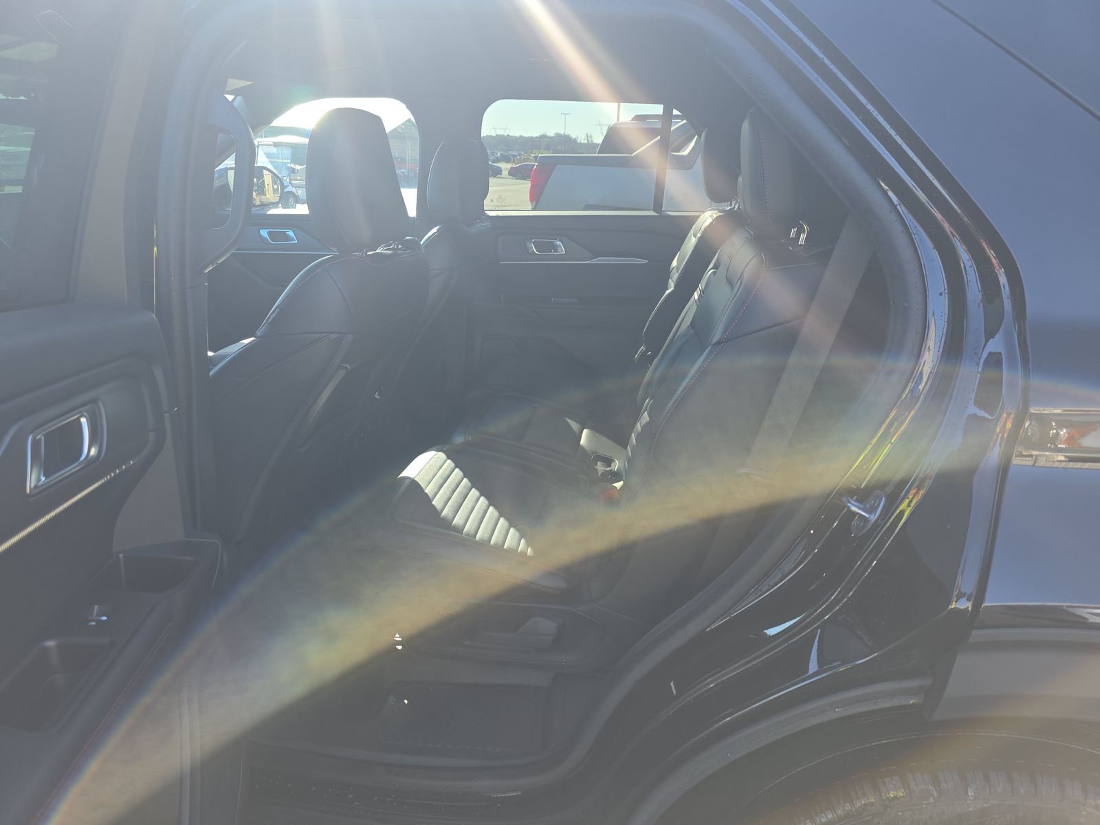 2025 Ford Explorer ST-Line AWD