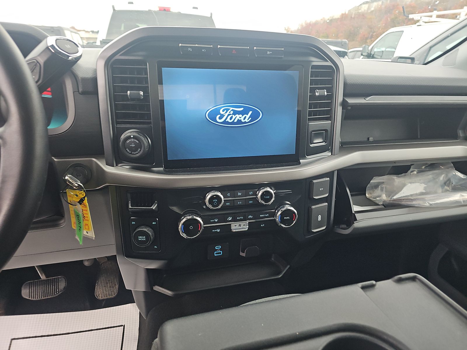 2024 Ford F-150 XLT AWD