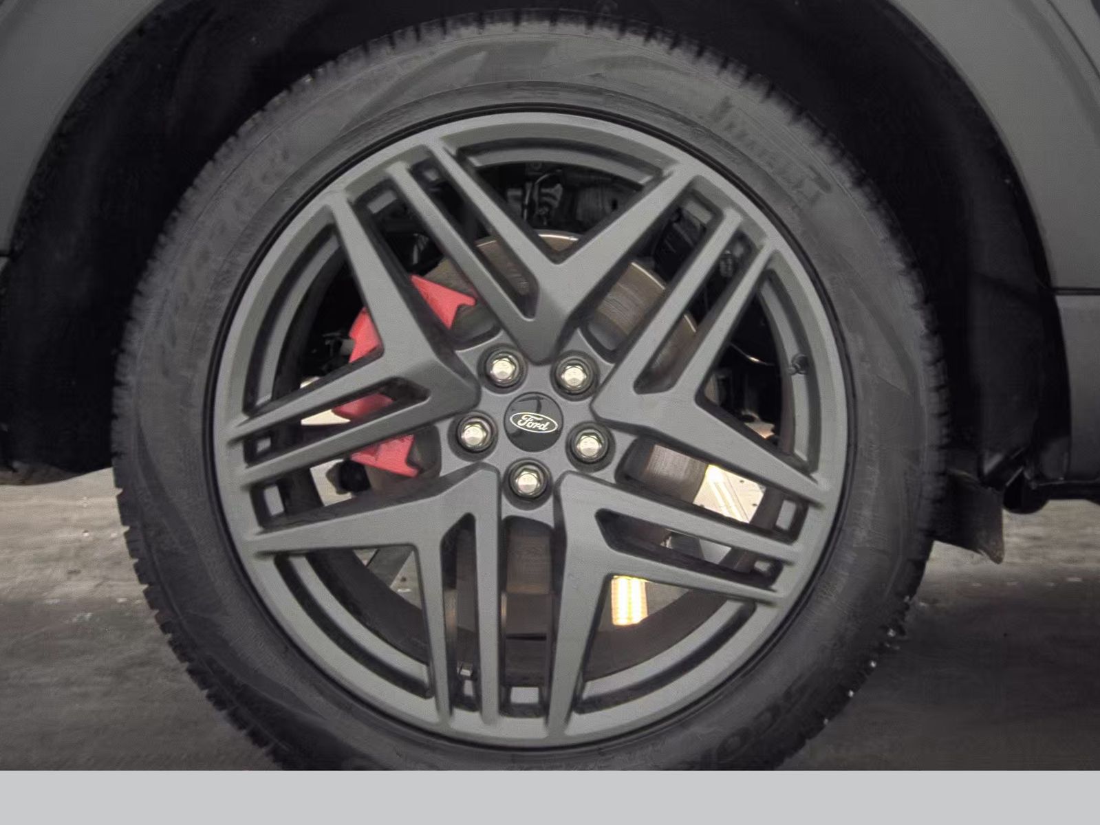 2025 Ford Explorer ST-Line AWD