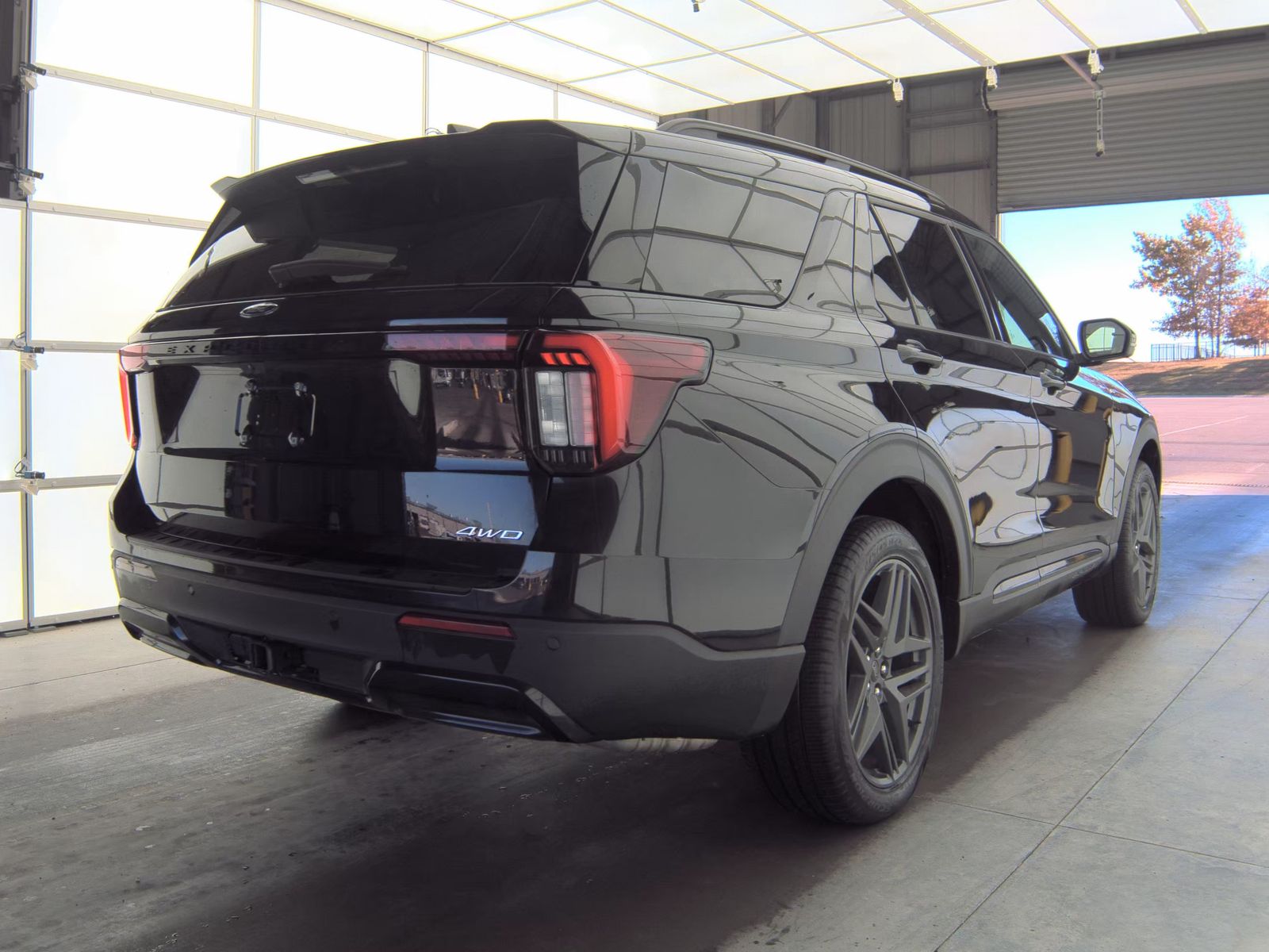 2025 Ford Explorer ST-Line AWD