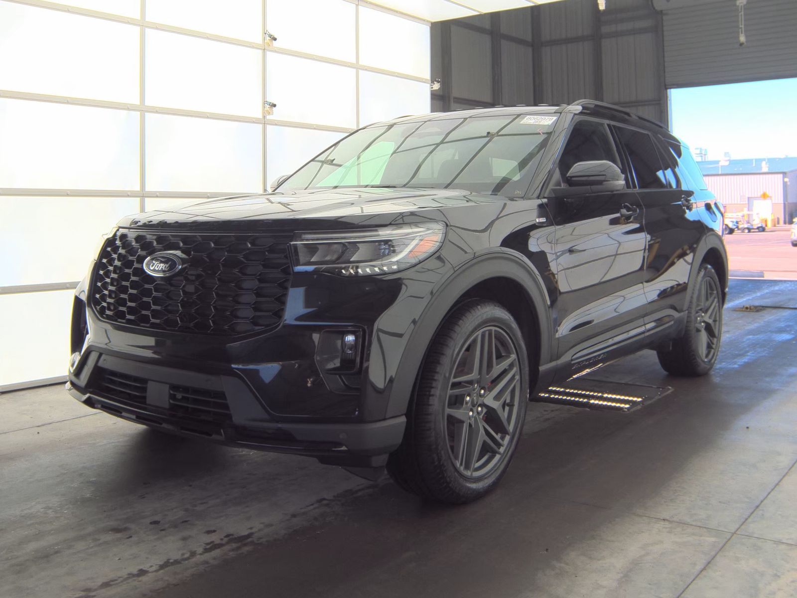 2025 Ford Explorer ST-Line AWD