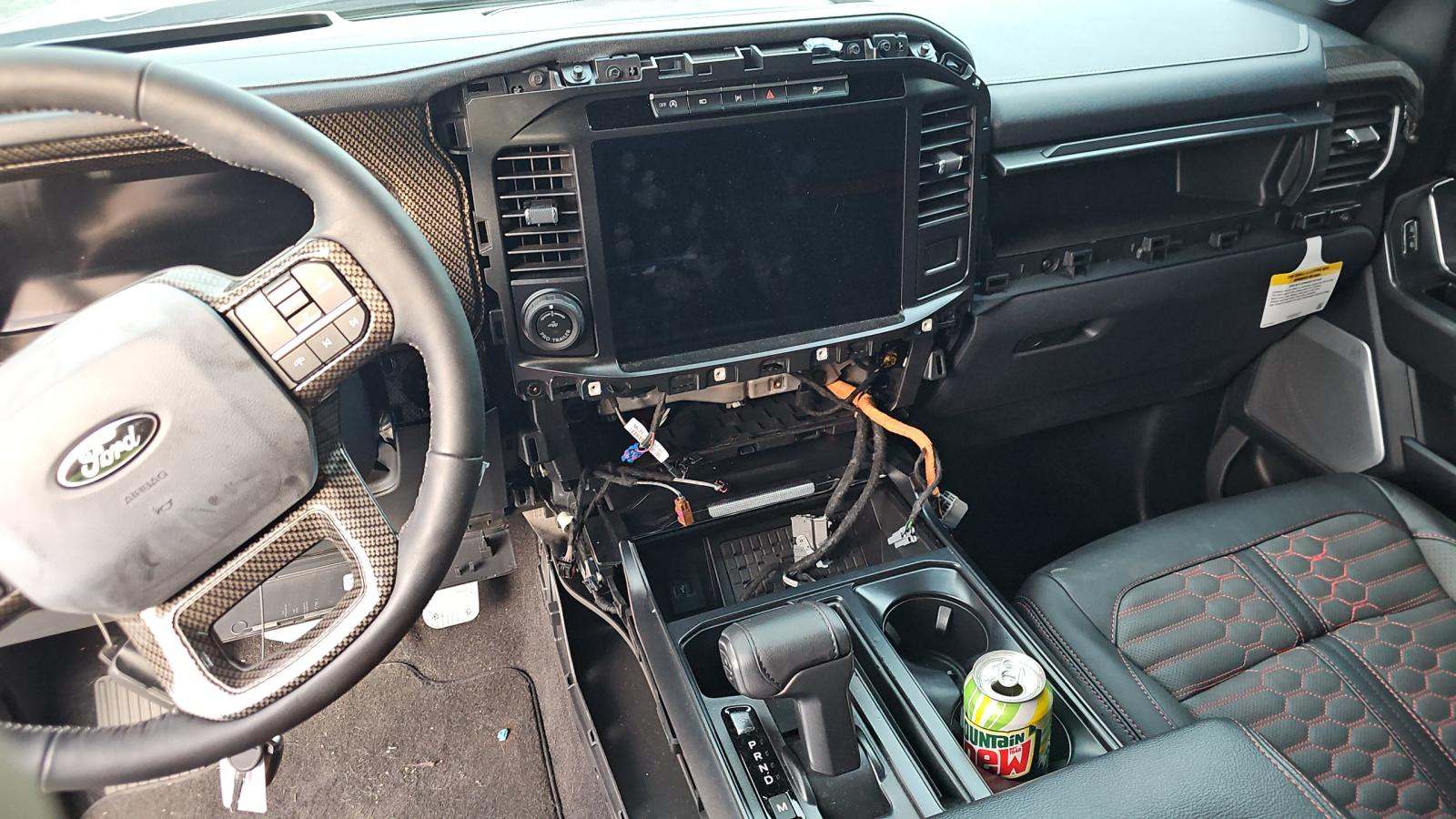 2024 Ford F-150 Lariat AWD