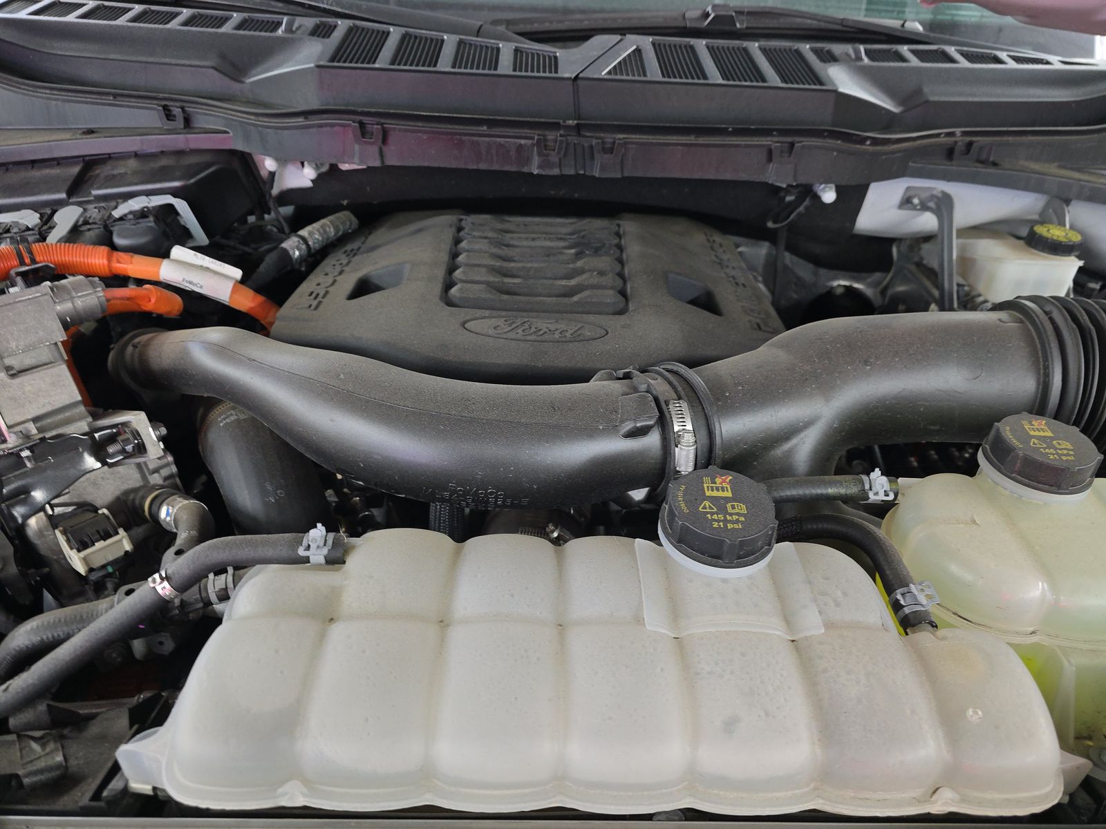 2022 Ford F-150 Hybrid Platinum AWD