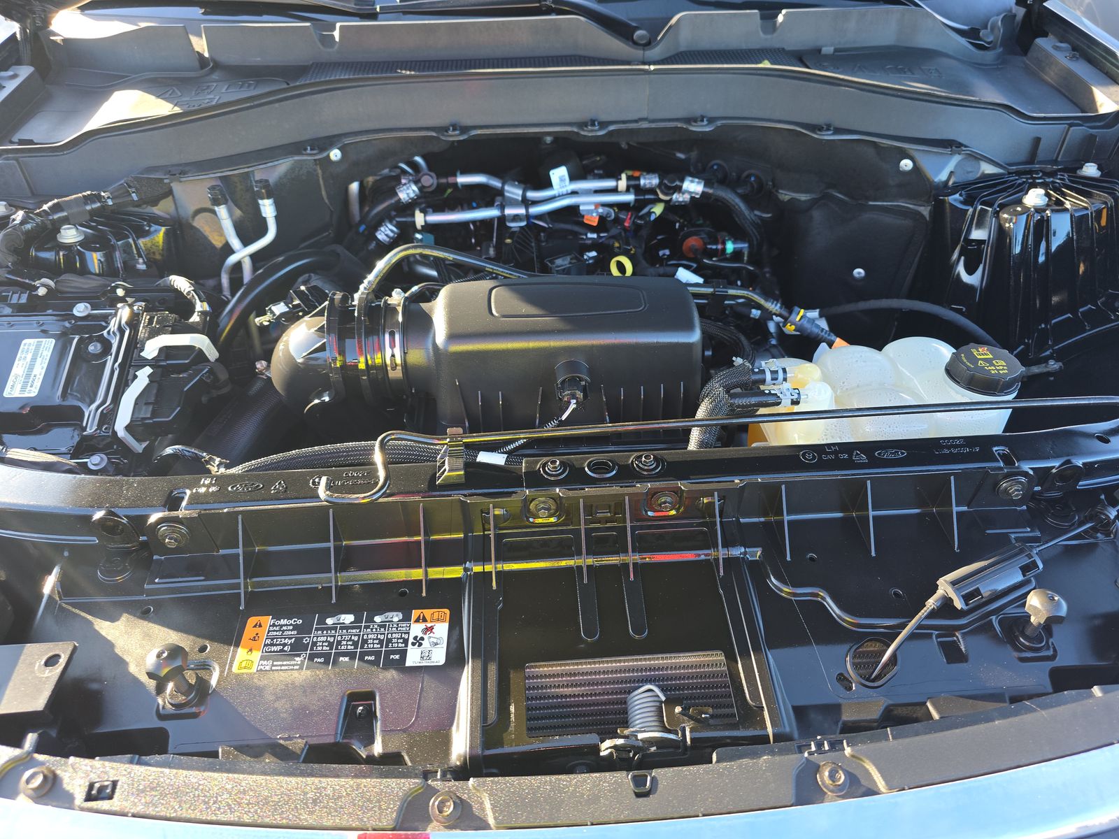 2022 Ford Explorer XLT RWD