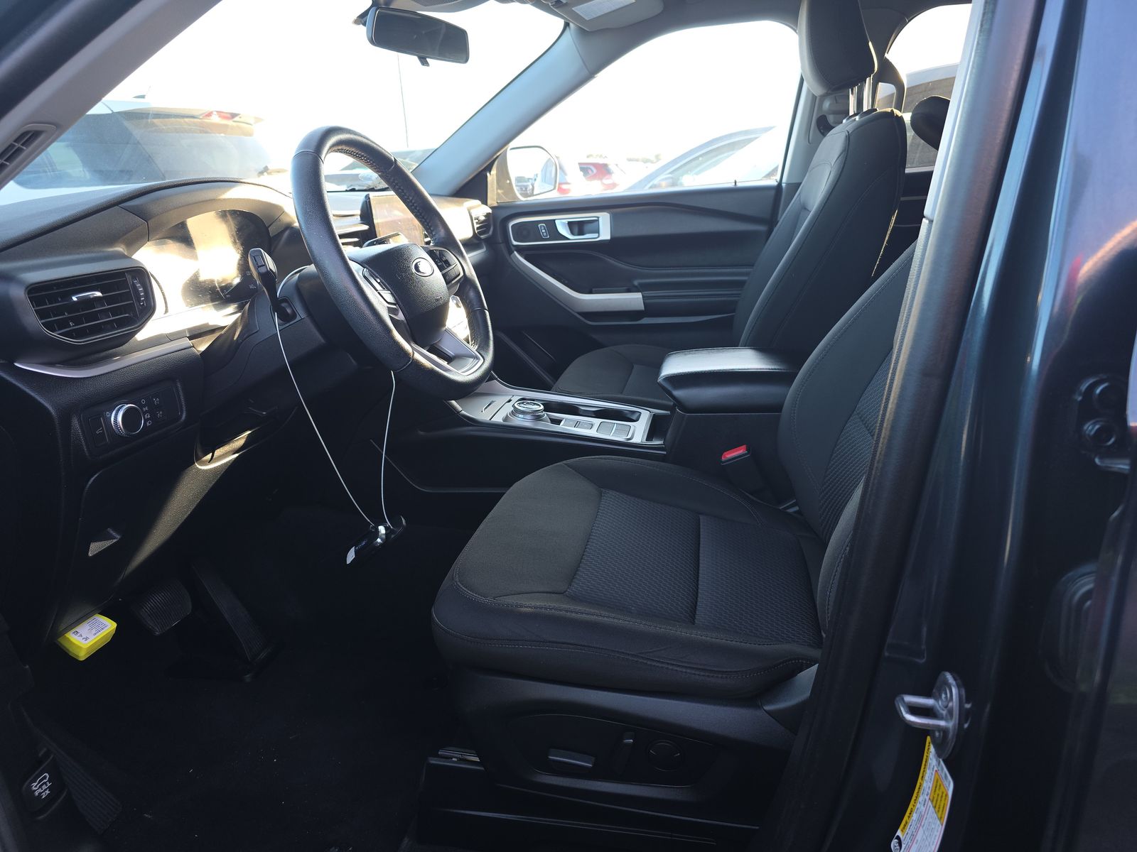 2022 Ford Explorer XLT RWD