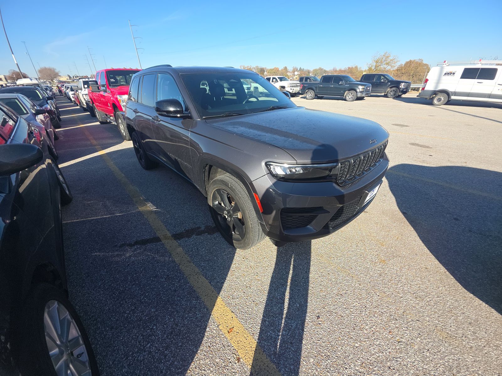 2023 Jeep Grand Cherokee Altitude AWD
