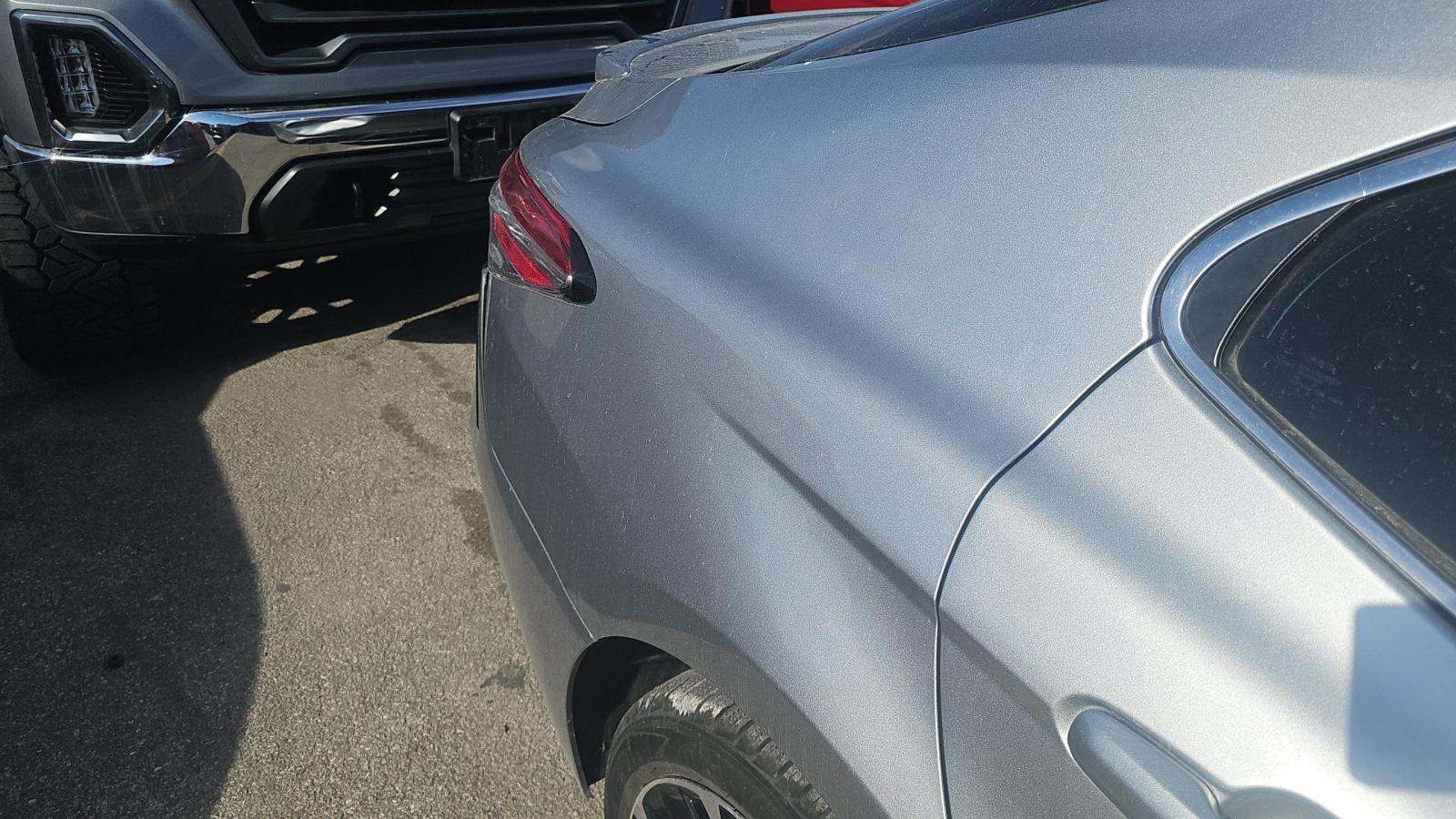 2020 Toyota Camry SE FWD