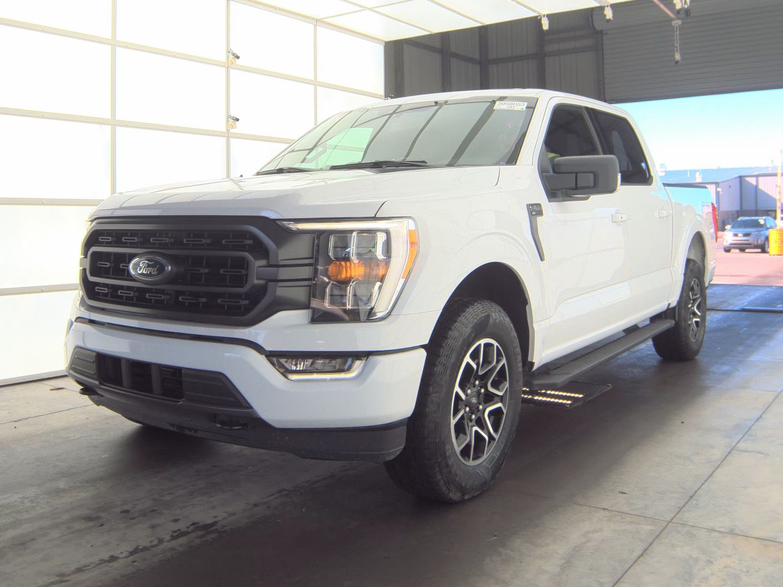 2023 Ford F-150 XLT AWD