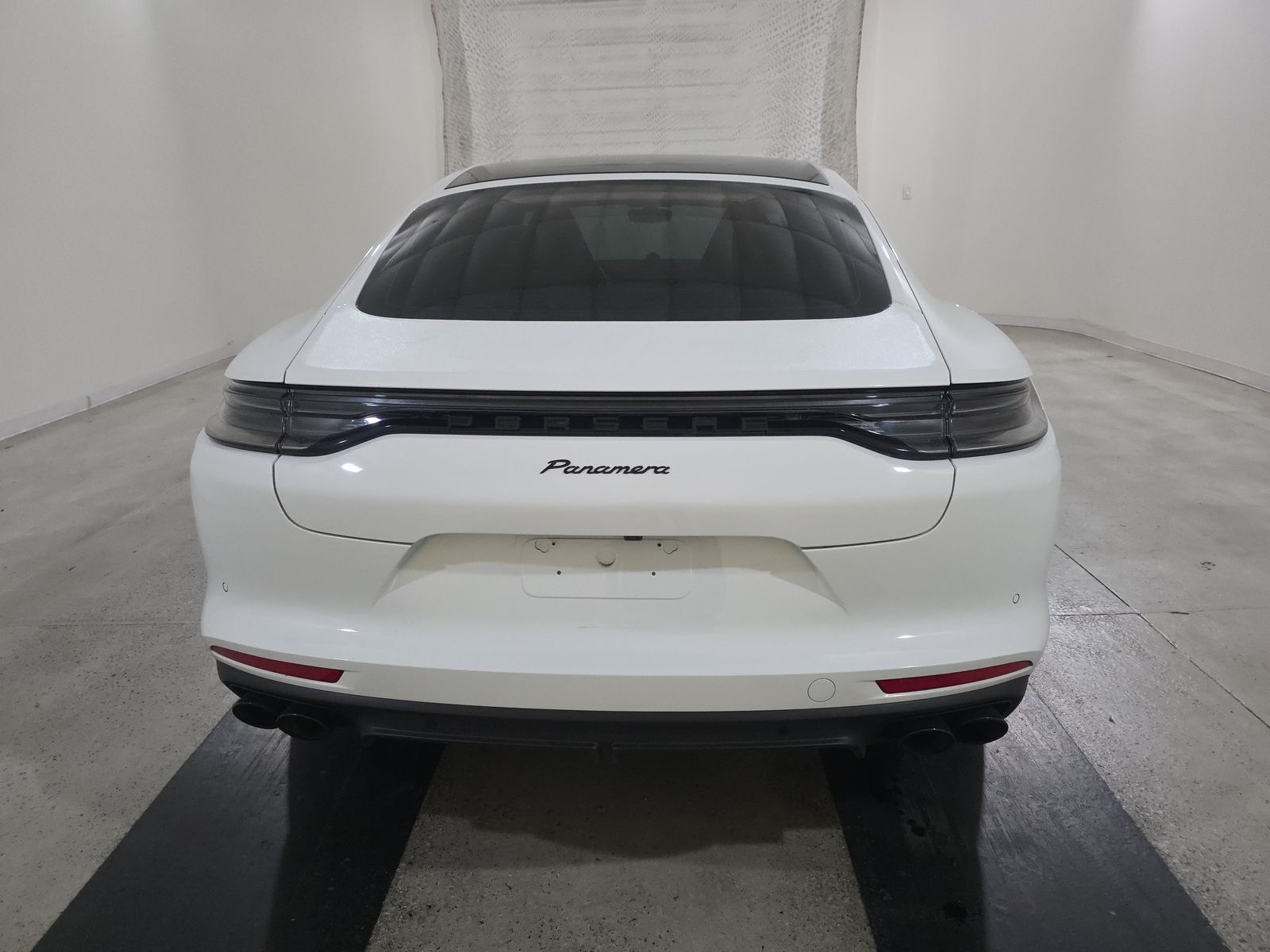 2023 Porsche Panamera Platinum Edition RWD