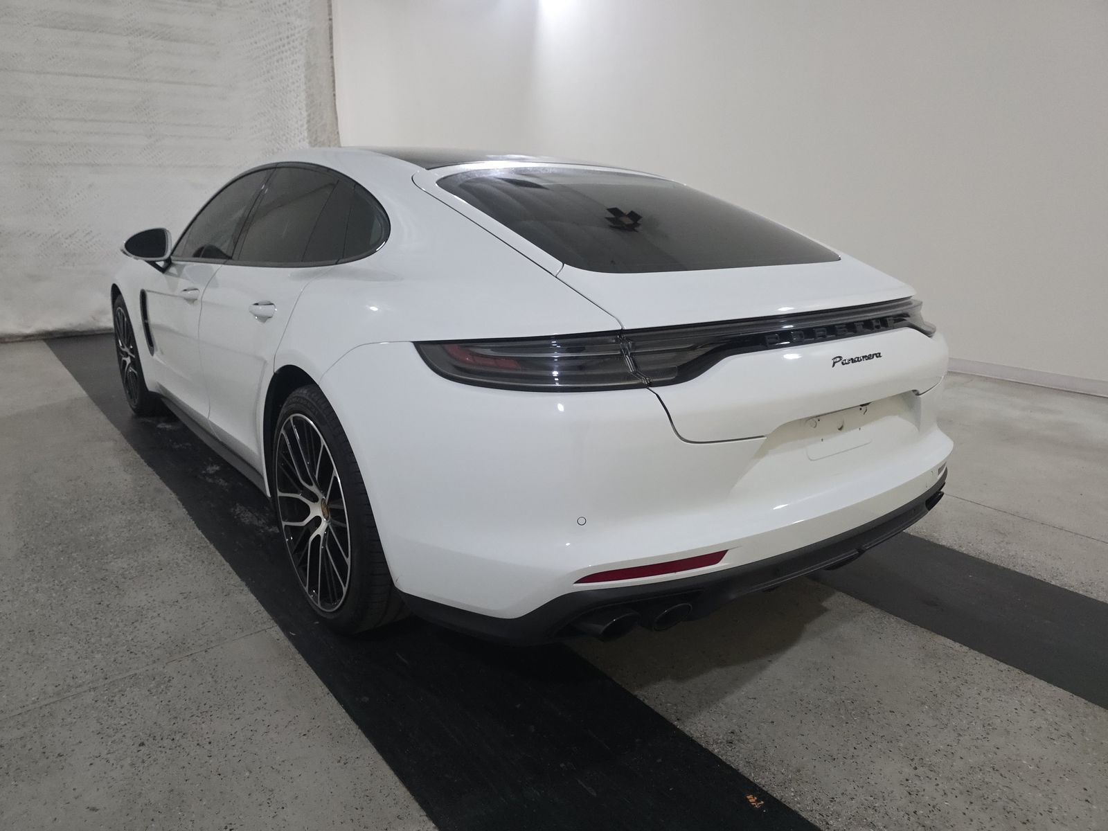 2023 Porsche Panamera Platinum Edition RWD