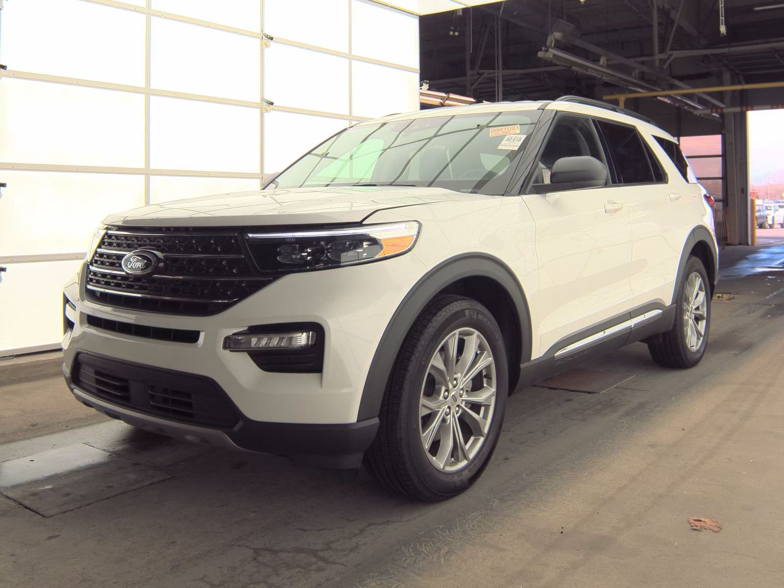 2023 Ford Explorer XLT AWD