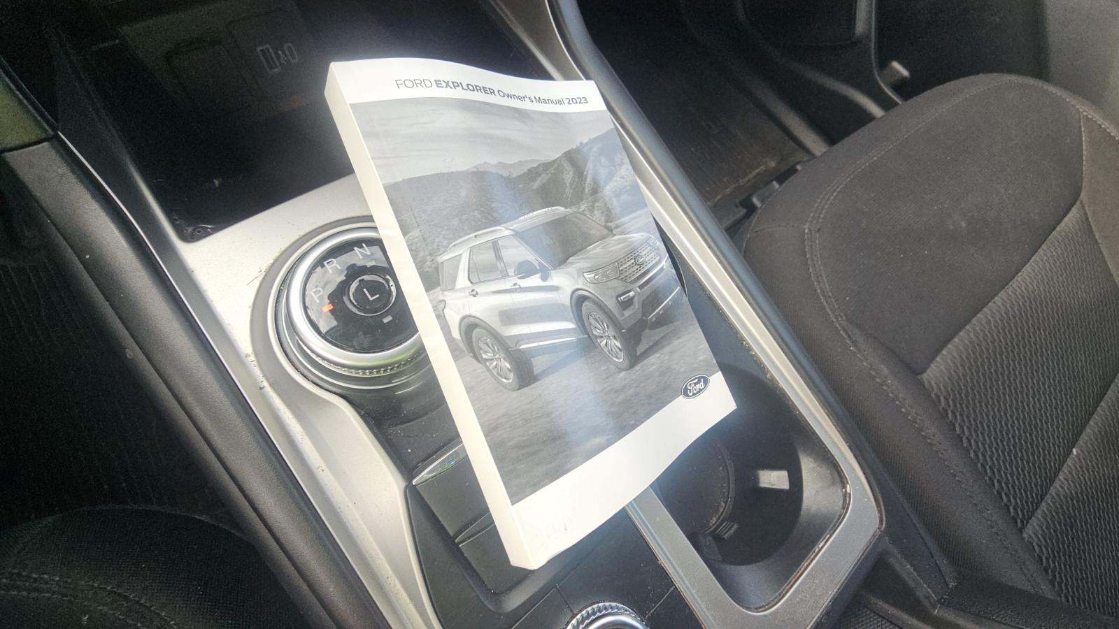 2023 Ford Explorer XLT AWD