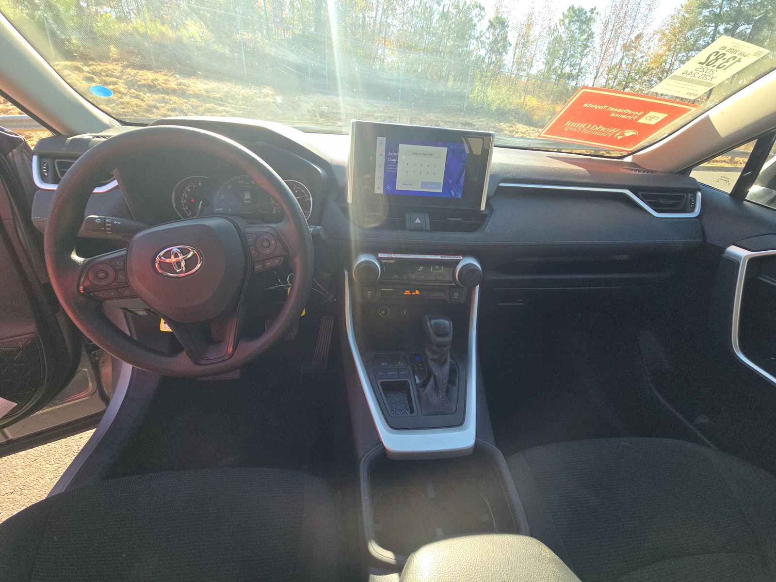 2025 Toyota RAV4 LE FWD