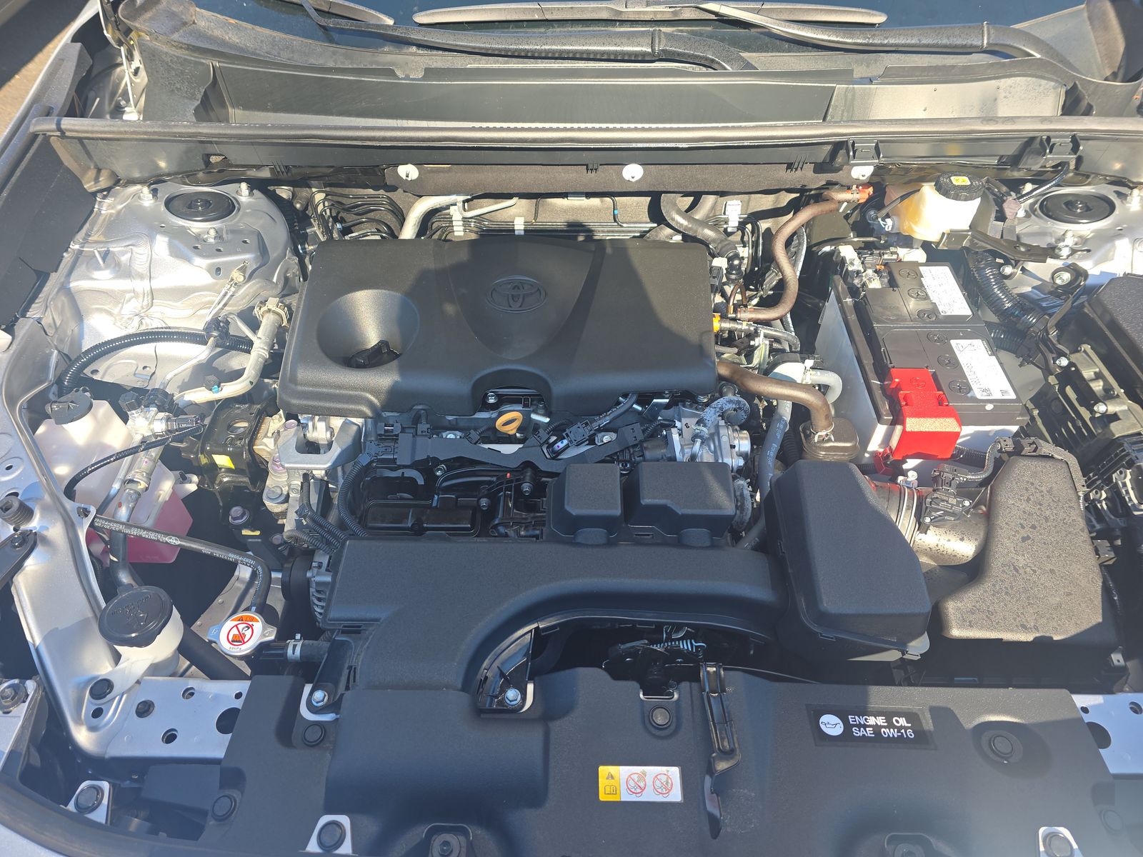 2025 Toyota RAV4 LE FWD