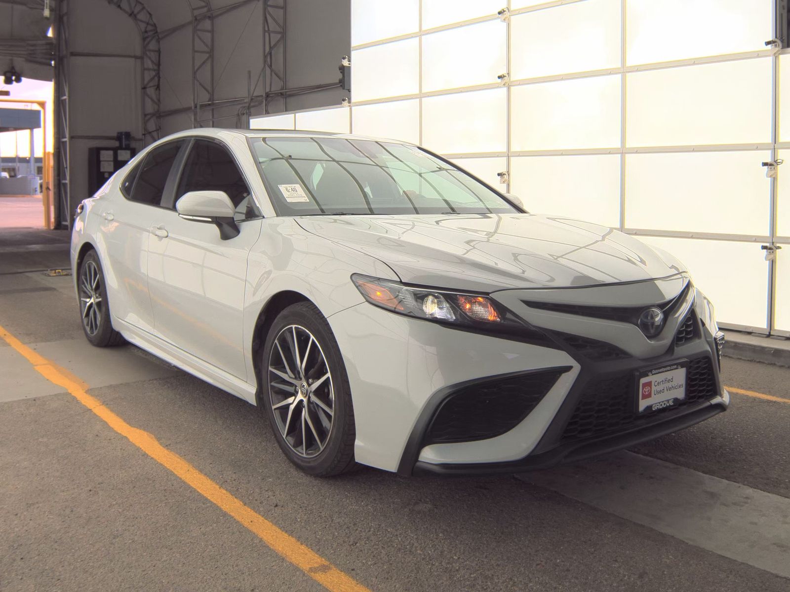 2023 Toyota Camry Hybrid SE FWD
