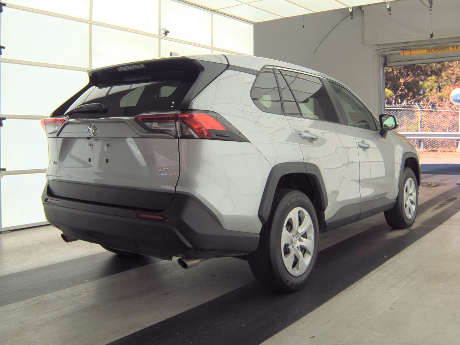 2025 Toyota RAV4 LE FWD