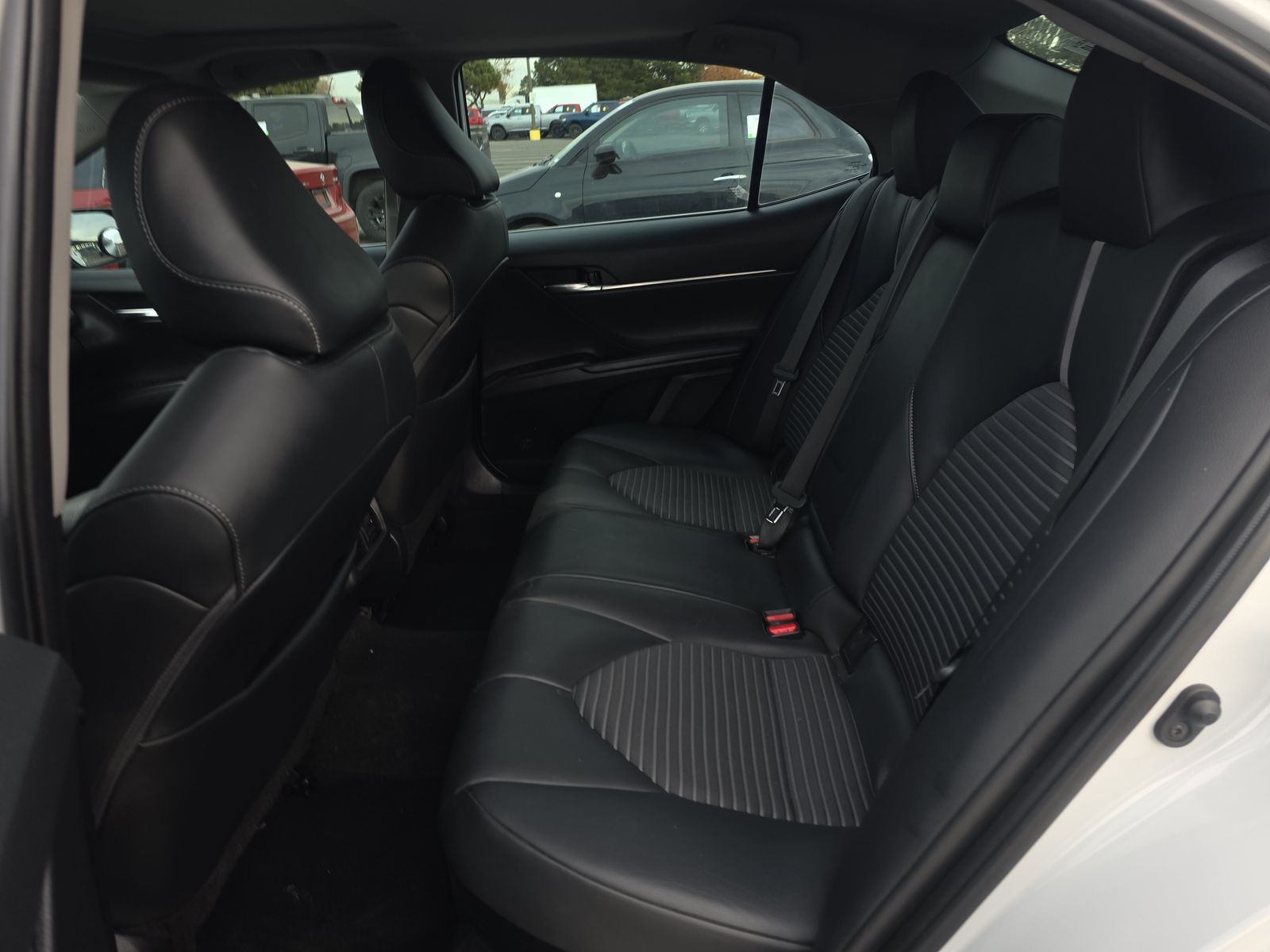 2023 Toyota Camry Hybrid SE FWD