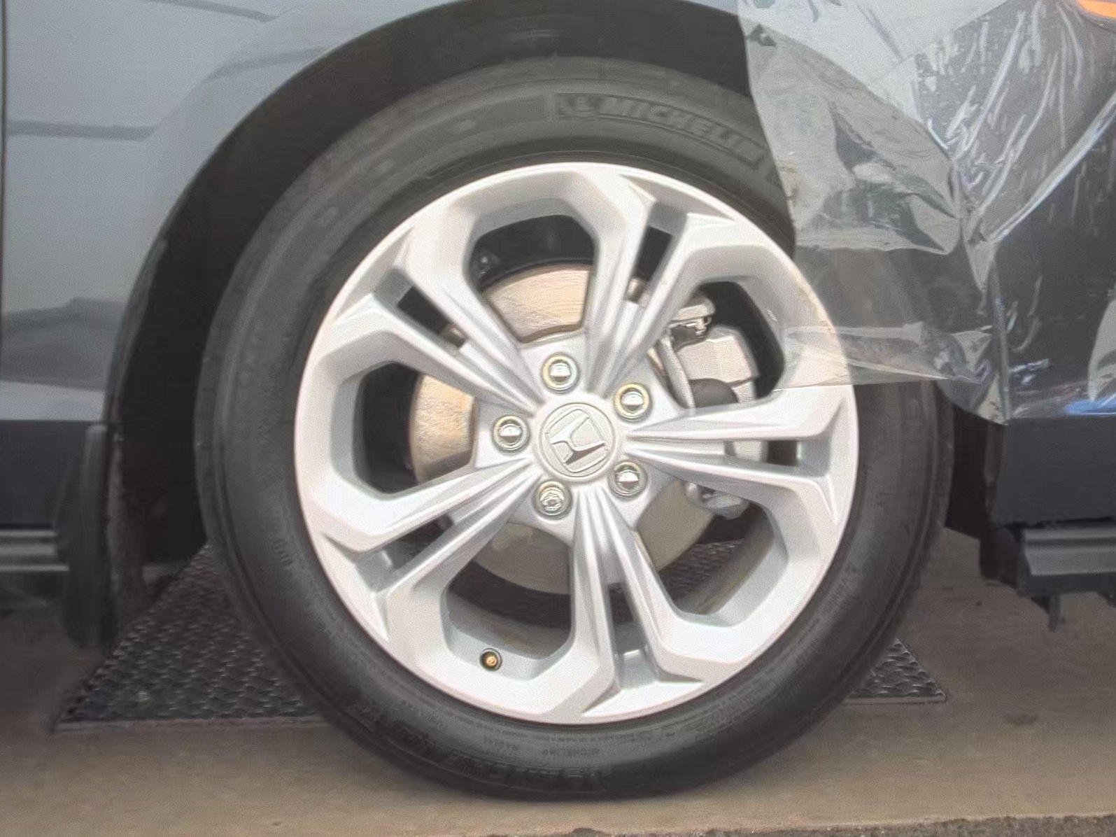 2025 Honda Accord LX FWD