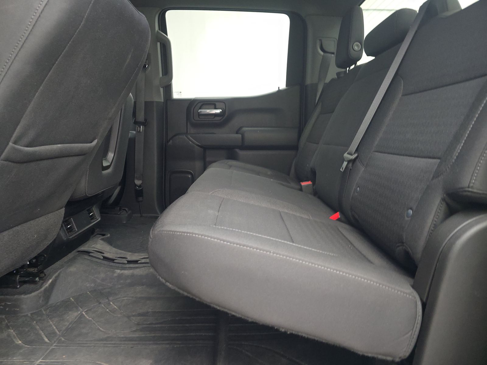 2022 Chevrolet Silverado 1500 Custom AWD