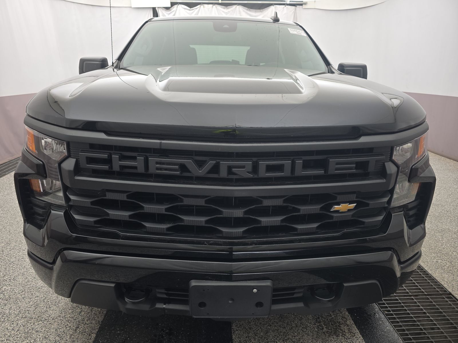 2022 Chevrolet Silverado 1500 Custom AWD