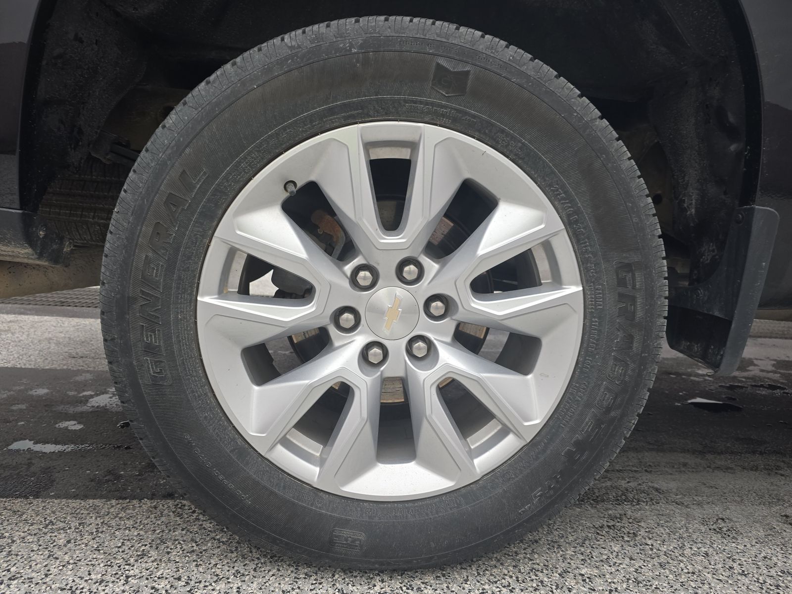 2022 Chevrolet Silverado 1500 Custom AWD