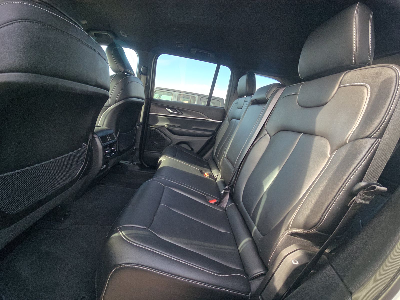 2025 Jeep Grand Cherokee Limited RWD