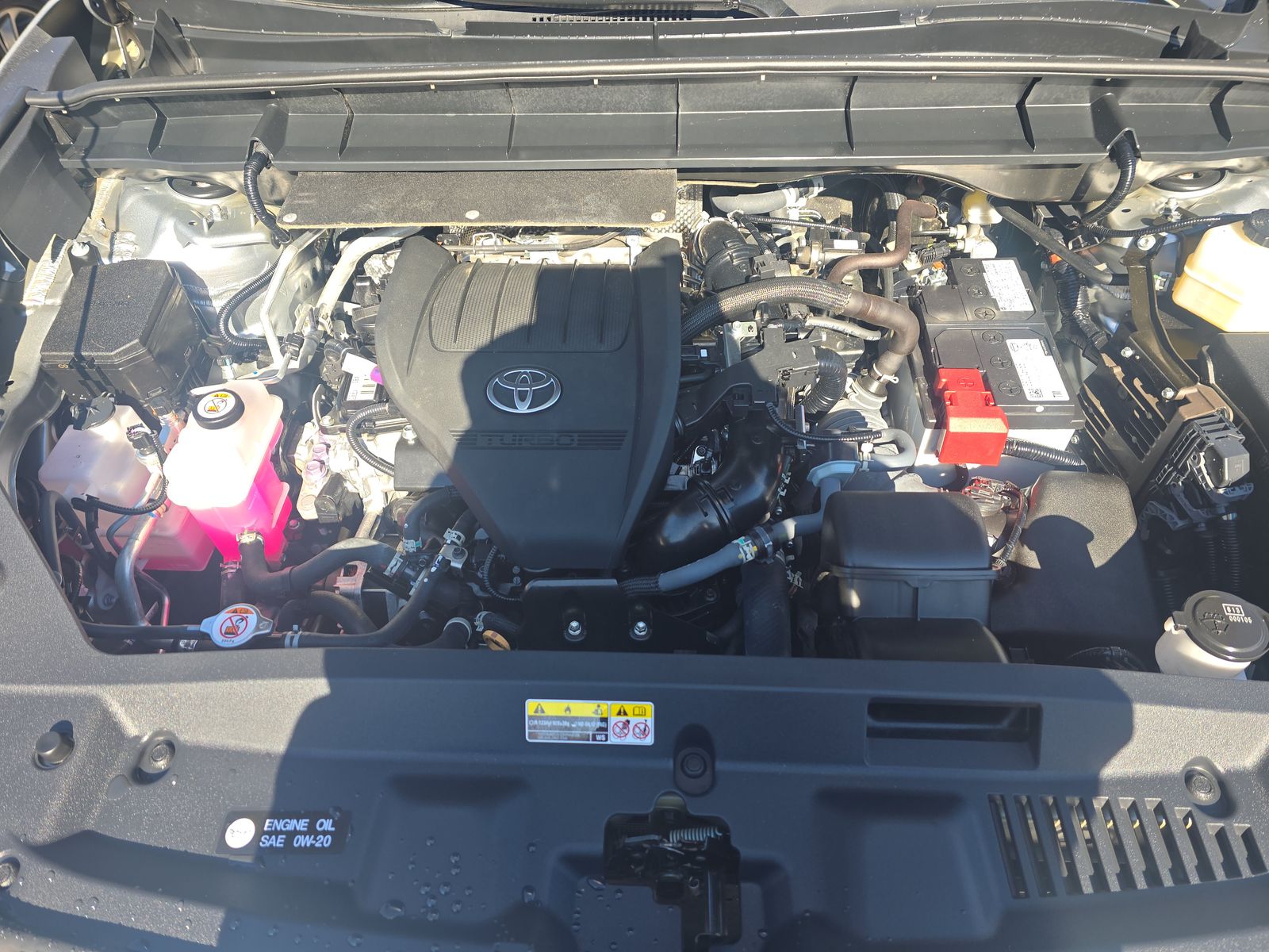 2024 Toyota Highlander LE FWD