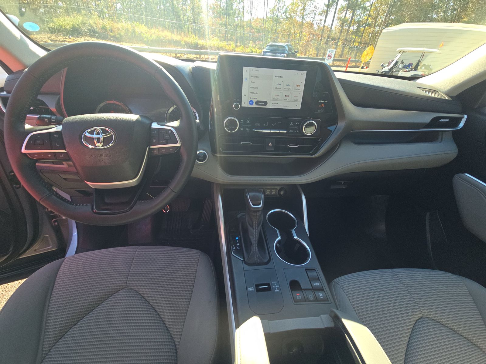 2024 Toyota Highlander LE FWD