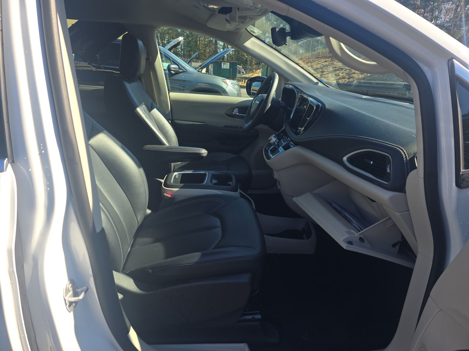 2024 Chrysler Pacifica Touring L FWD