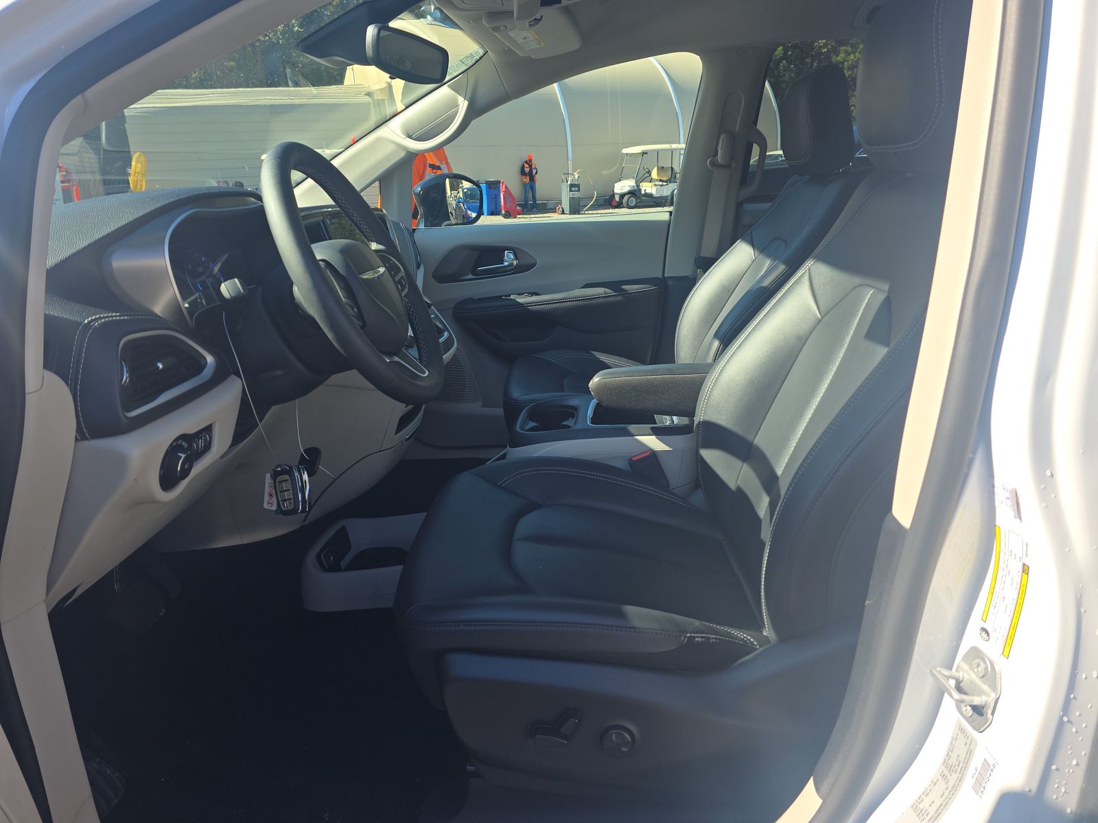 2024 Chrysler Pacifica Touring L FWD